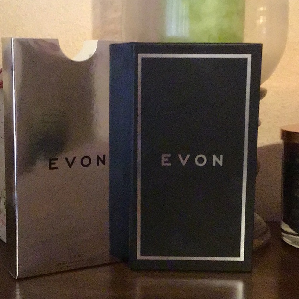 IGXO Evon Lip Kit in Icon